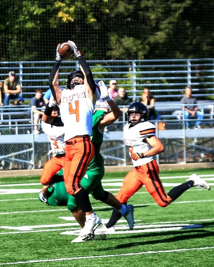 Carson Hodowanic makes a catch Saturday at Carson Park.