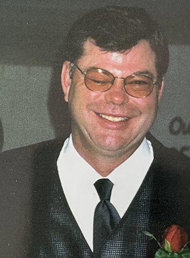 Lonnie G. Feuerhelm