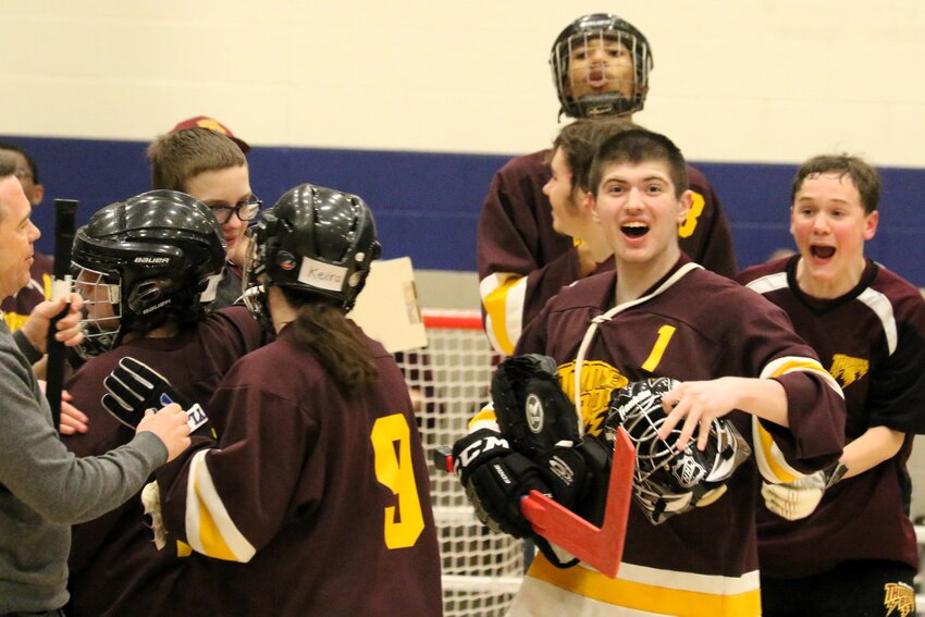 After a two-year absence, the South Washington Country Thunderbolts are headed back to the state adapted floor hockey tournament.