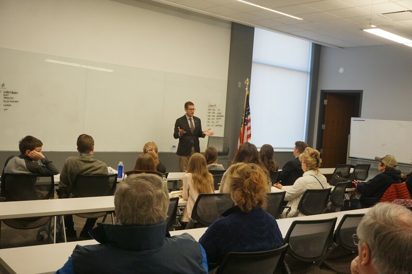 Dippel Town Hall  Rep. Tom Dippel held a town hall at the HERO center in Cottage Grove on Saturday March 5 speaking to various bills in the state legislature.