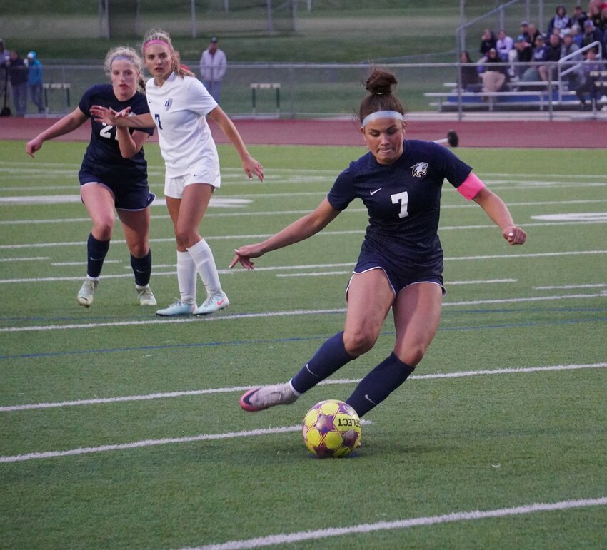 The Wildcats' Olivia Doerre had a second-half penalty kick blocked by Hudson&rsquo;s Hannah Kendhammer.