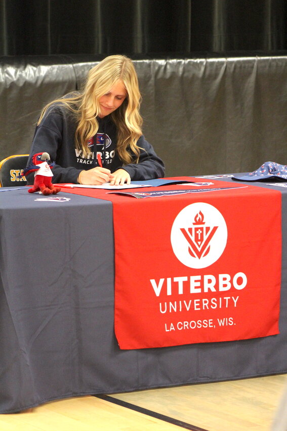 Syleen Seichter will compete in Track and Field for Viterbo University, signing a letter of intent to this effect May 19.