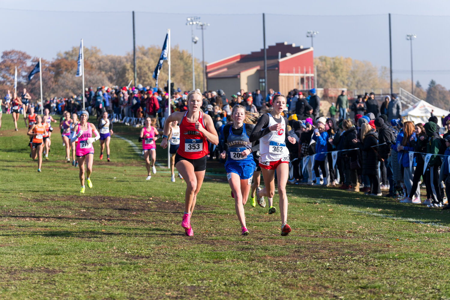 Linnea Ronning was the Raiders lone representative at the State Cross Country Meet held in Falcon Heights at the U of M’s Les Bolstad Golf Course on Saturday. Ronning finished 48th out of 160 of the fastest girls in Minnesota.