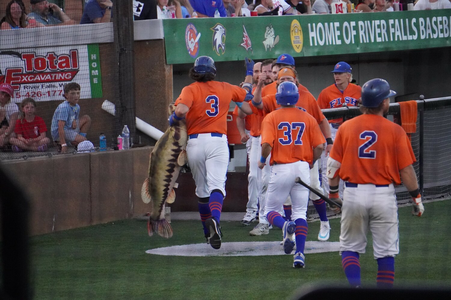 Fish ready for Town Ball Tour appearance, Hubbers making push toward home State final - Pierce County Journal
