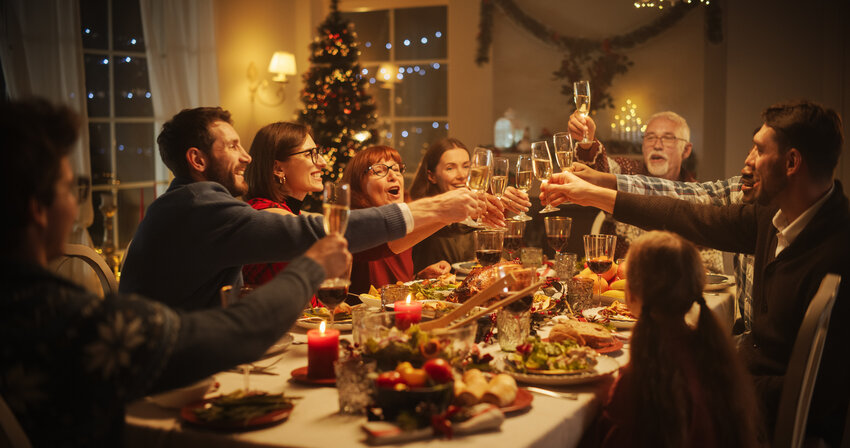 Christmas dinner can be chaotic at times, however there is a science behind it.