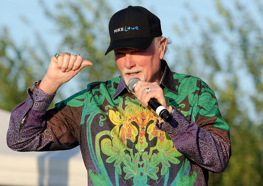 Mike Love belts out lyrics to &quot;Catch a Wave&quot; early in the show.
