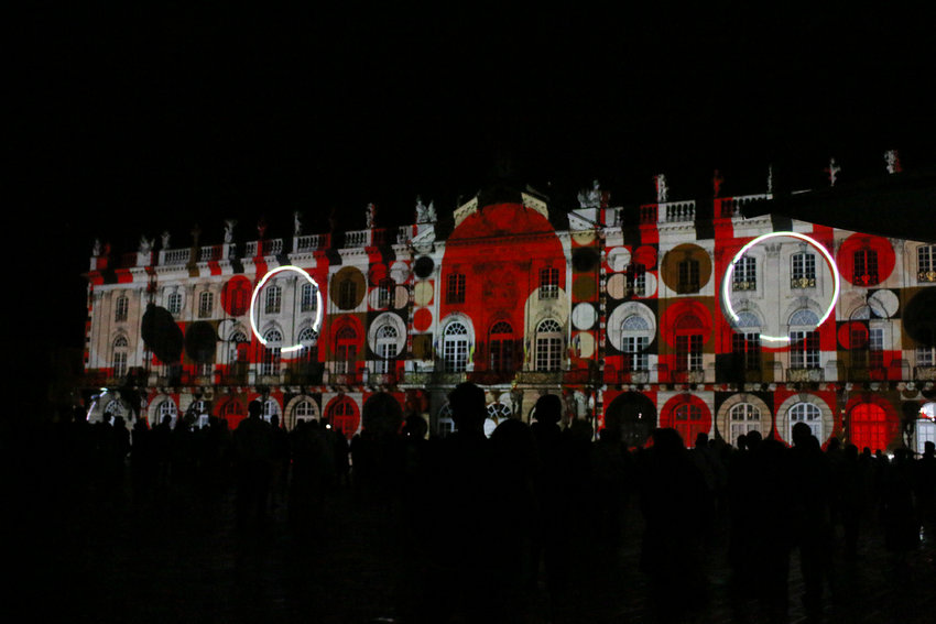 The light show on the Place Stanislas capped the day. This year's show is called La Belle Saison. I immediately thought "Go Big Red" but held my tongue.