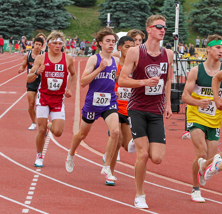 Avery Carter, Milford, 3,200-meter run
