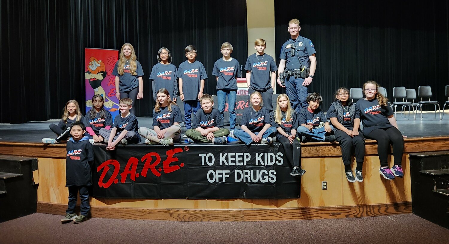 DARE to keep Sauk Centre kids off drugs - Sauk Centre Herald