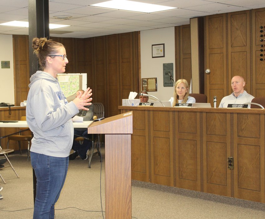 Cassie Davis, one of the owners of Good 'Nuff Bar, spoke to the council on plans for the bar. A Class C Liquor Permit was granted to the bar during the meeting.