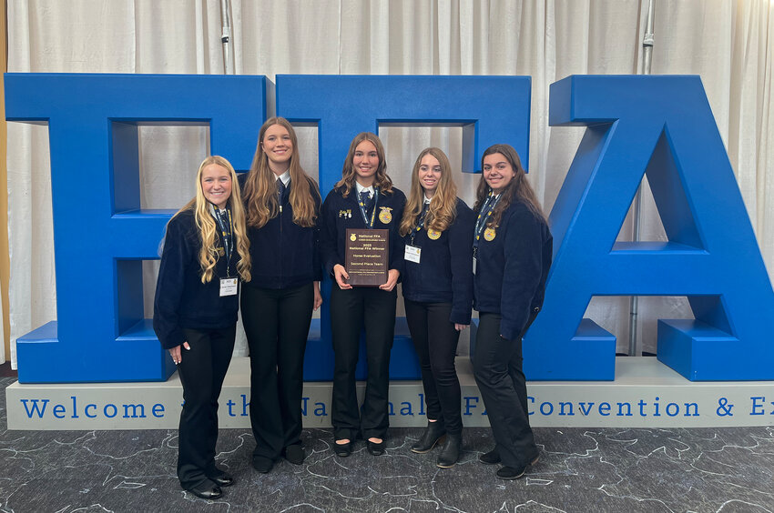 Members of the Wayne FFA Horse Evaluation team include (left) Jacen Hasemann, Claire Lutter, Kate Hill, Reese Rethwisch and Lanee Rethwisch.