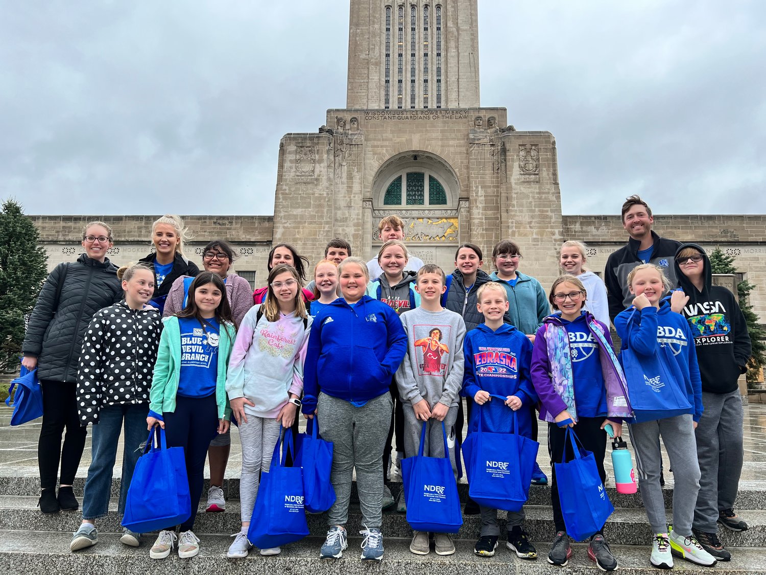 Students from Wayne Elementary, along with several State Nebraska Bank employees, traveled to Lincoln to learn more about banking.